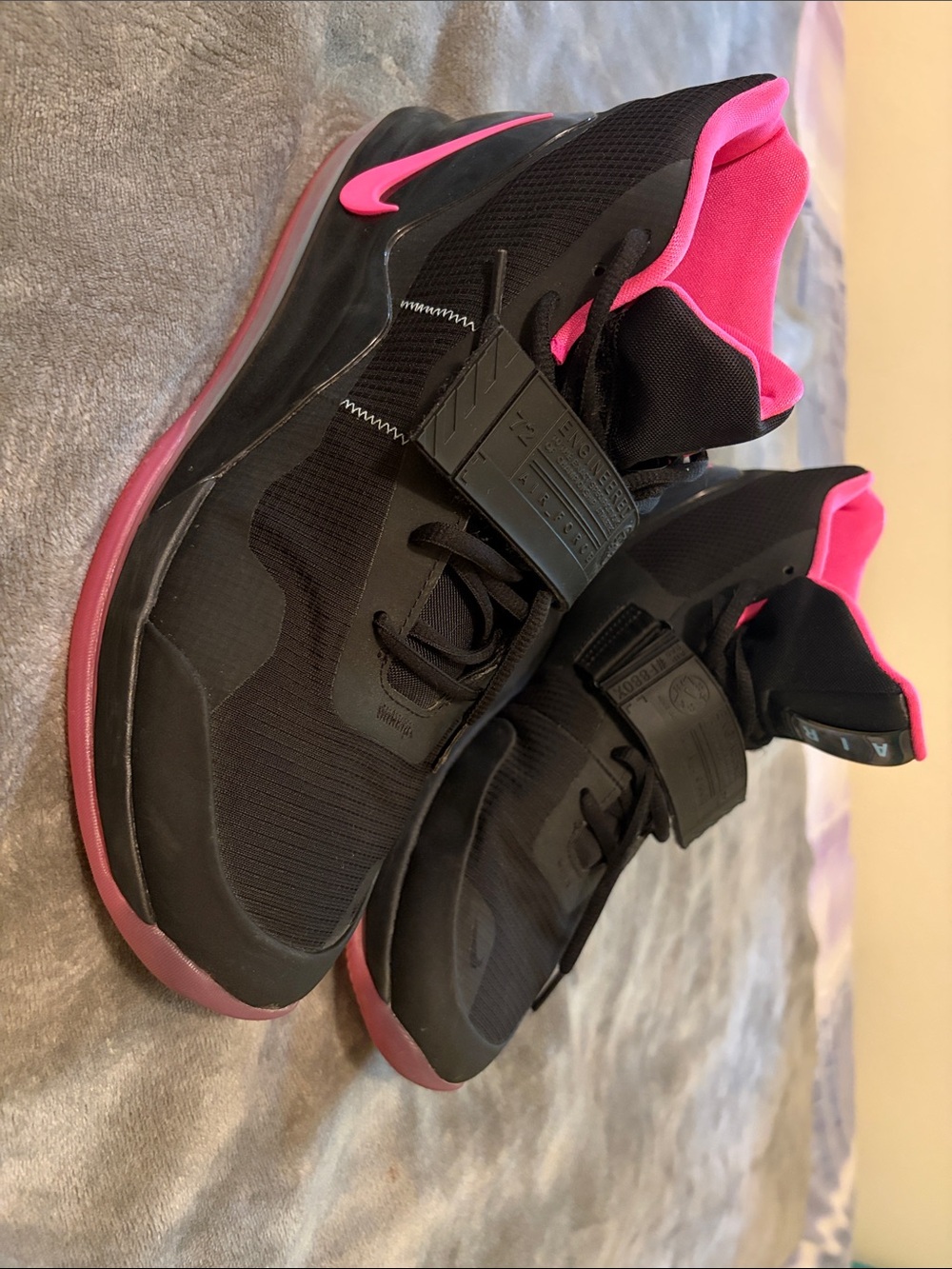 Nike Air Force max BLACK PINK blast men’s size 12